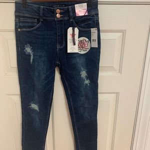 Imperial Star Skinny Jeans, distressed